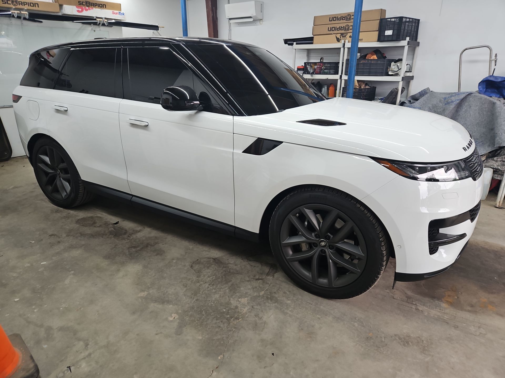 Land Rover Range Rover window tinting in Pensacola FL - T's Window Tinting